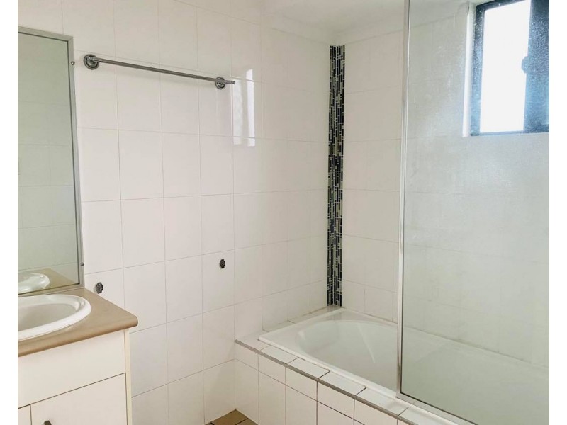 5 Goldston St, North Mackay QLD 4740