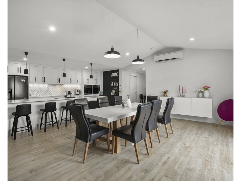 9 Janmac Place, Richmond QLD 4740