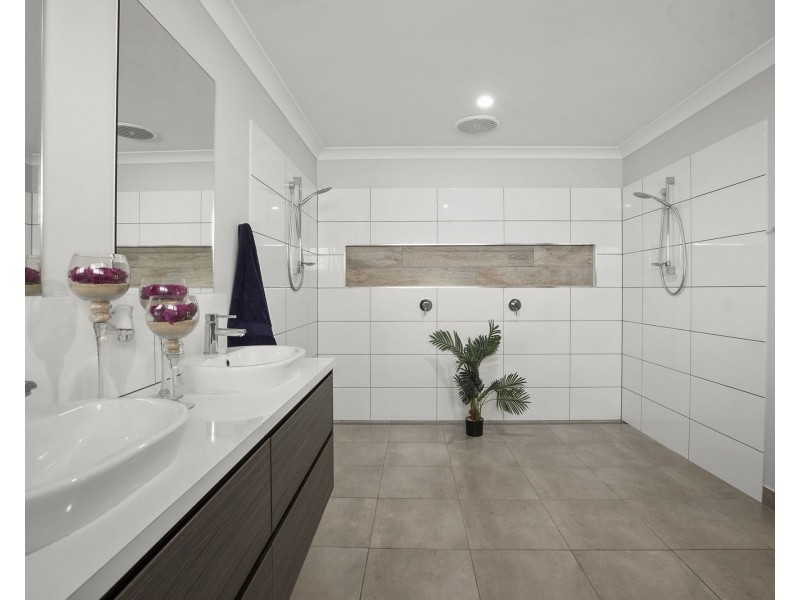 9 Janmac Place, Richmond QLD 4740