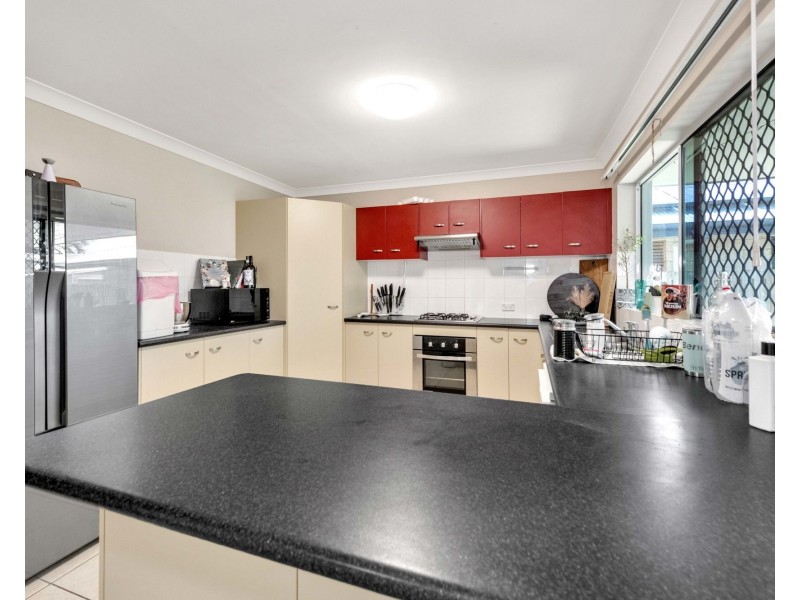 18 Helmsman Drive, Bucasia QLD 4750