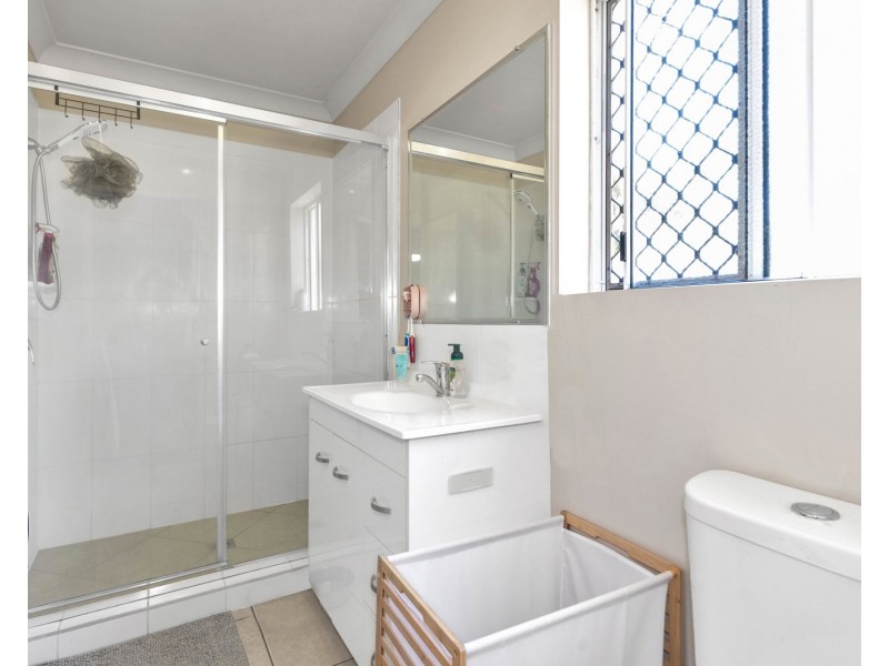 18 Helmsman Drive, Bucasia QLD 4750