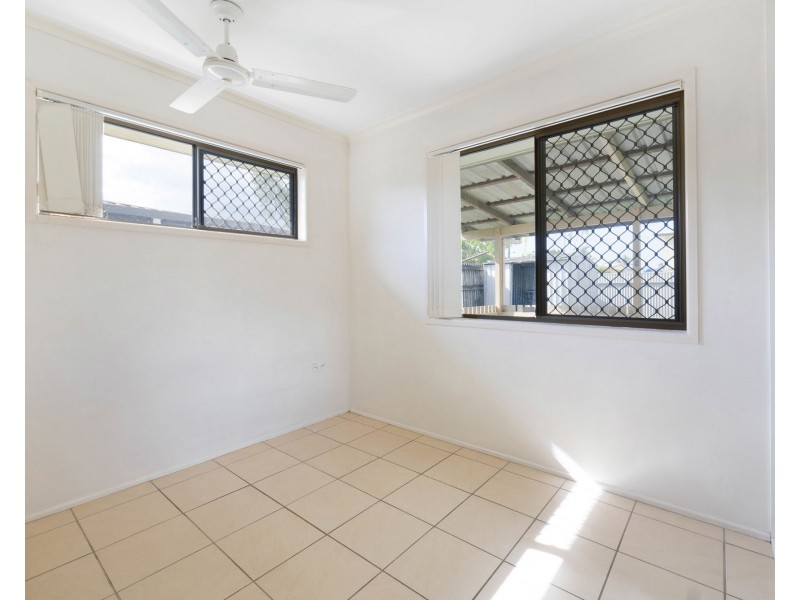 1/14 Ulanda Drive, South Mackay QLD 4740