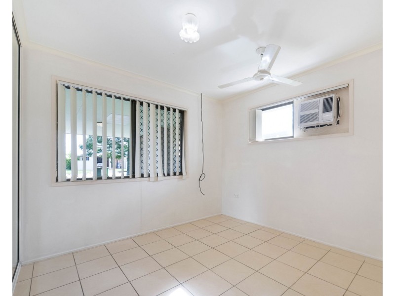 1/14 Ulanda Drive, South Mackay QLD 4740