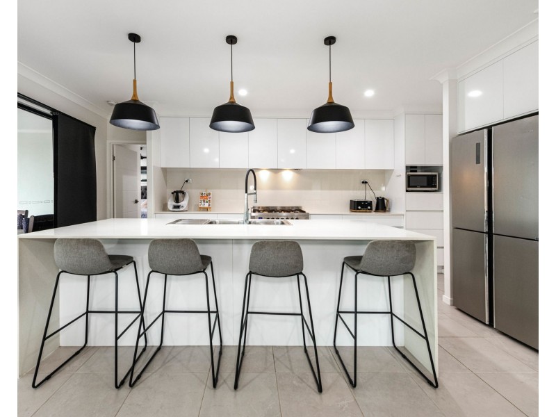 31 Froghollow Drive, Ooralea QLD 4740