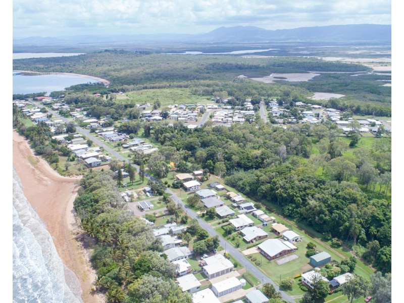 43 Armstrong Beach Road, Armstrong Beach QLD 4737