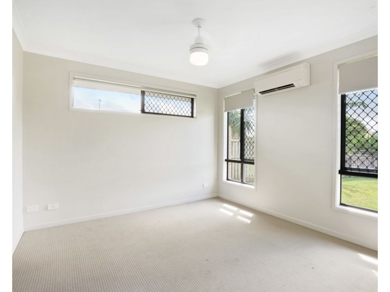 4 Michelle Place, Mirani QLD 4754