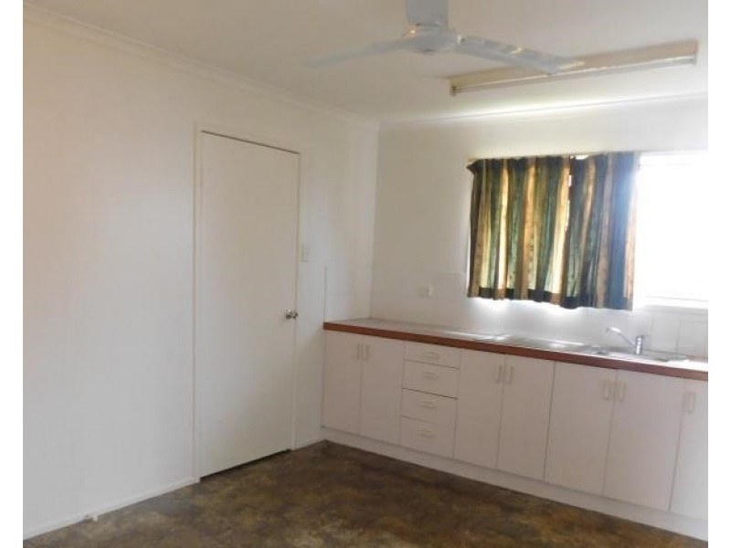 3/309 Bridge Rd, West Mackay QLD 4740