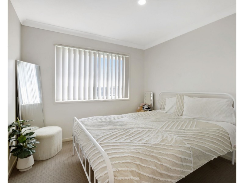 31 Dobinson Street, Bucasia QLD 4750