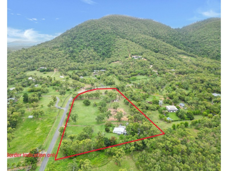 8 Lawson Street, Midge Point QLD 4799