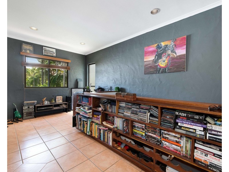 Unit 8 / 4 Symons Avenue, Bucasia QLD 4750