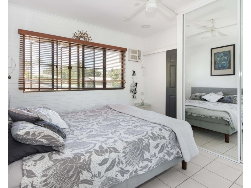 Unit 8 / 4 Symons Avenue, Bucasia QLD 4750