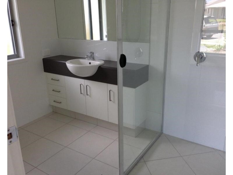 19 Wisteria Avenue, Ooralea Waters, Ooralea QLD 4740