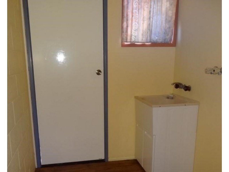 2/13 Michael Moohin Drive, Slade Point QLD 4740