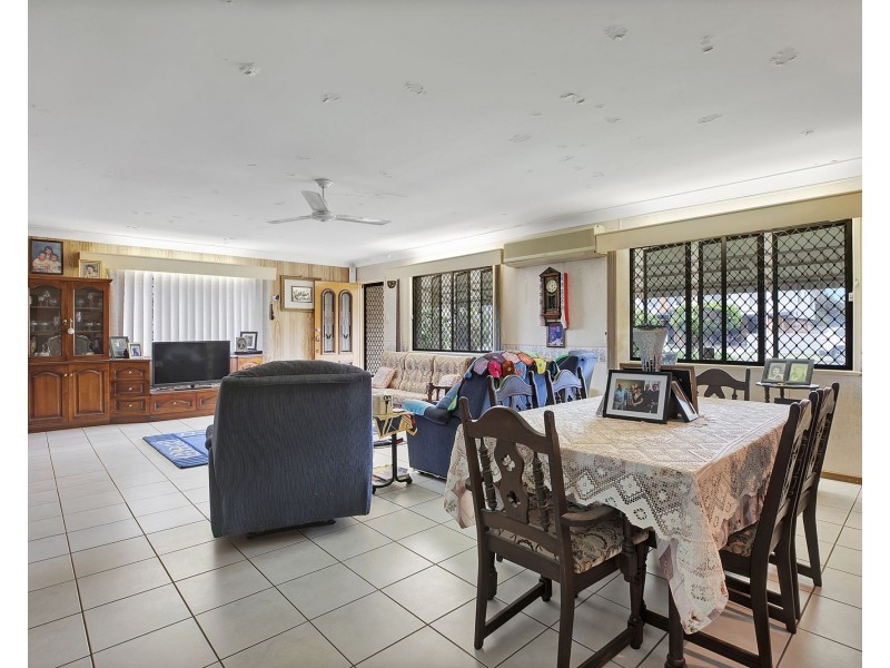 25 Warland Street, South Mackay QLD 4740