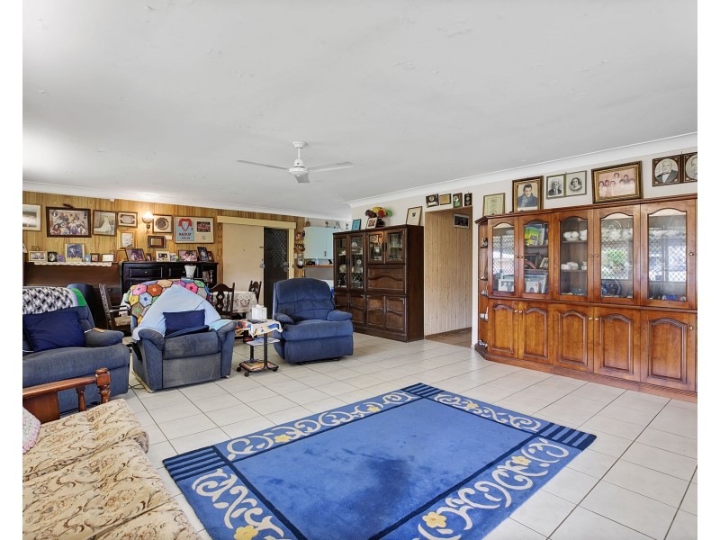 25 Warland Street, South Mackay QLD 4740
