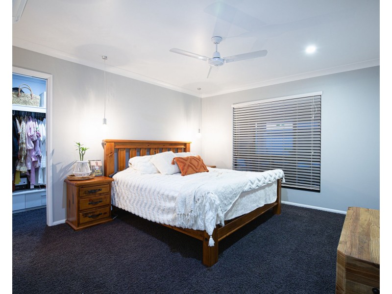 6 Froghollow Drive, Ooralea QLD 4740