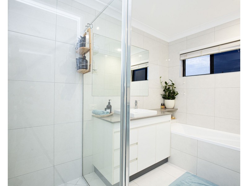 6 Froghollow Drive, Ooralea QLD 4740