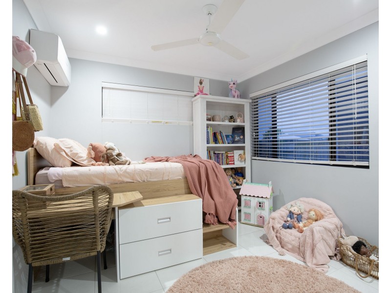 6 Froghollow Drive, Ooralea QLD 4740