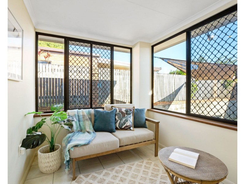 1 Hillside Terrace, Mount Pleasant QLD 4740