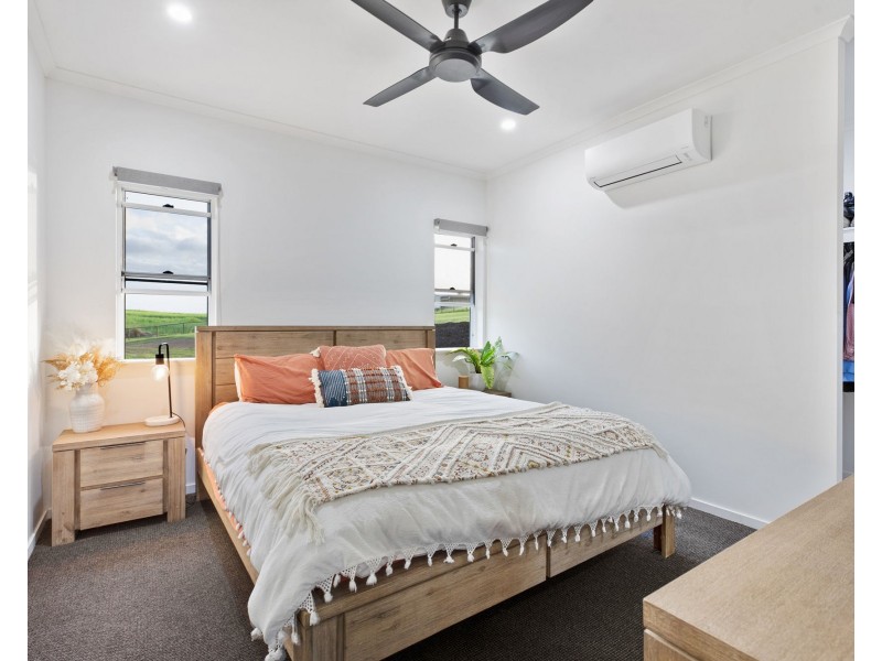 12 Tamarind Terrace, Alligator Creek QLD 4740