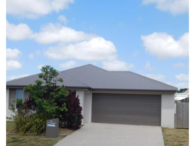 38 Hinze Circuit, Rural View QLD 4740