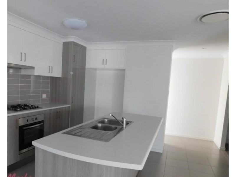 38 Hinze Circuit, Rural View QLD 4740