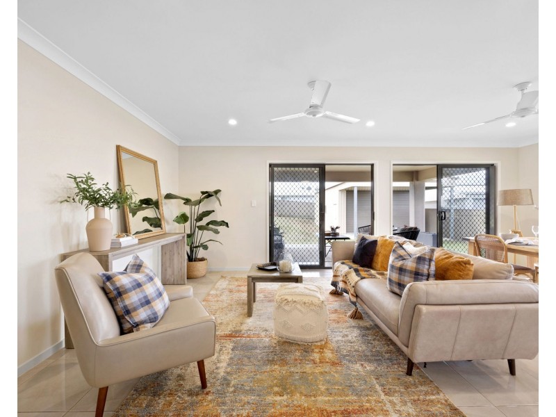 14 Mcilwraith Way, Rural View QLD 4740