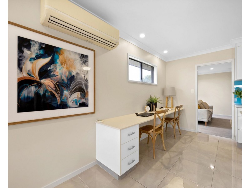 14 Mcilwraith Way, Rural View QLD 4740