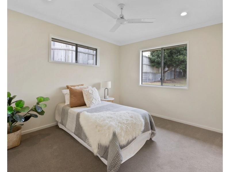 14 Mcilwraith Way, Rural View QLD 4740