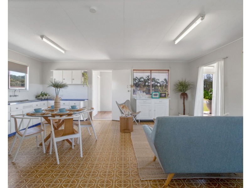 50 The Esplanade, Grasstree Beach QLD 4740
