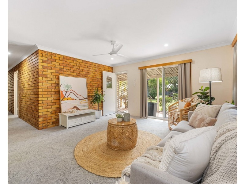 6 Monique Court, Andergrove QLD 4740