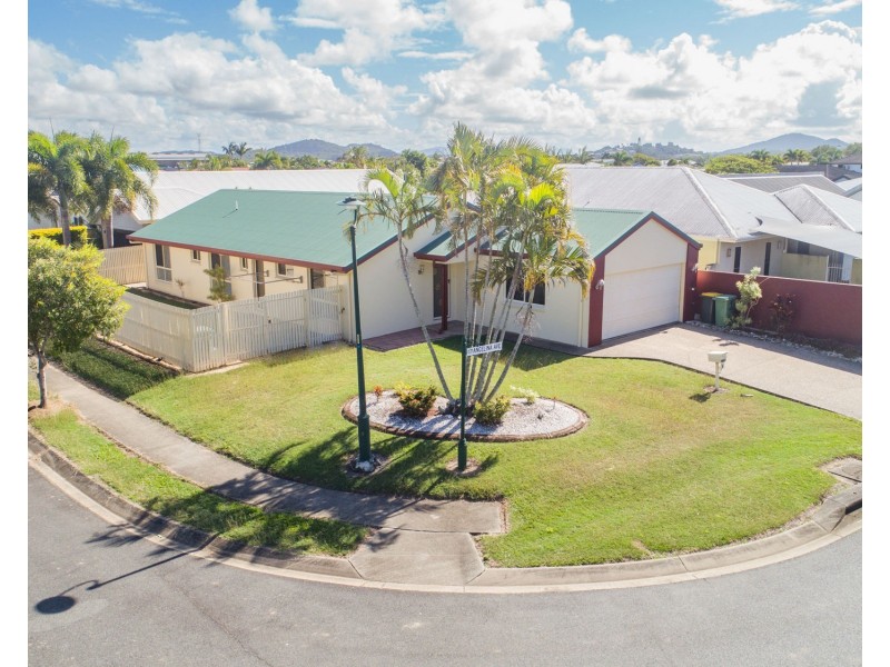 1 Angelina Avenue, Glenella QLD 4740