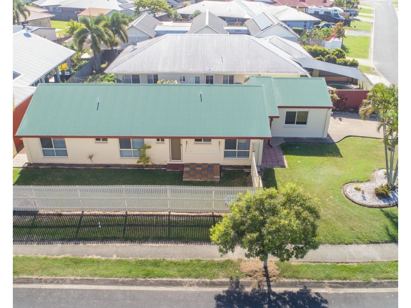 1 Angelina Avenue, Glenella QLD 4740