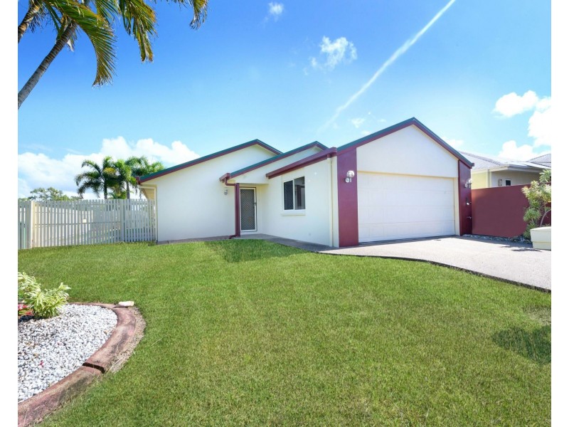 1 Angelina Avenue, Glenella QLD 4740