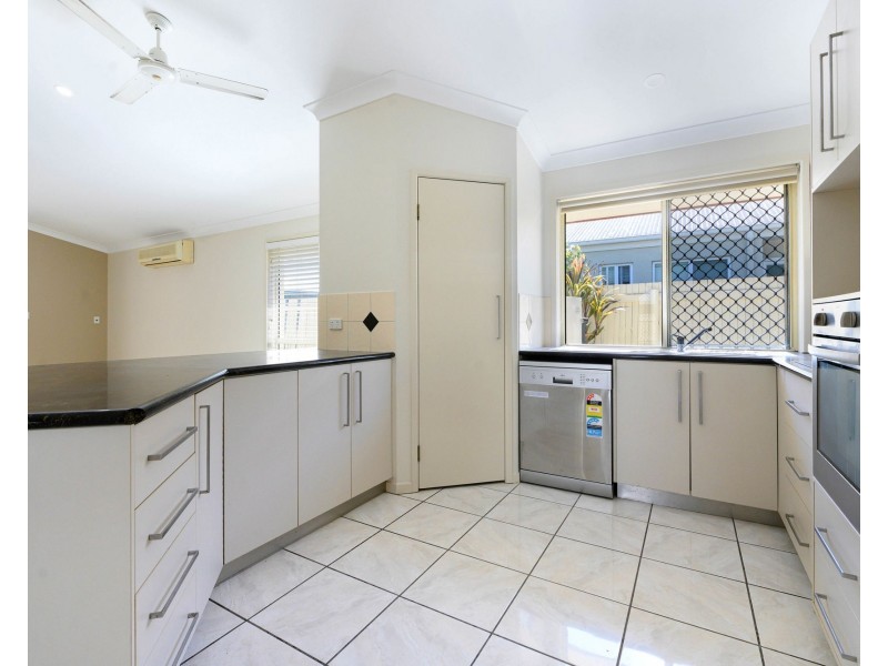 1 Angelina Avenue, Glenella QLD 4740