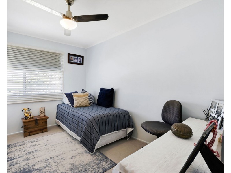2 Nicole Court, Andergrove QLD 4740