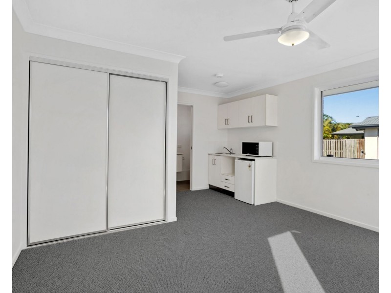 2 Sunbird Lane, Andergrove QLD 4740