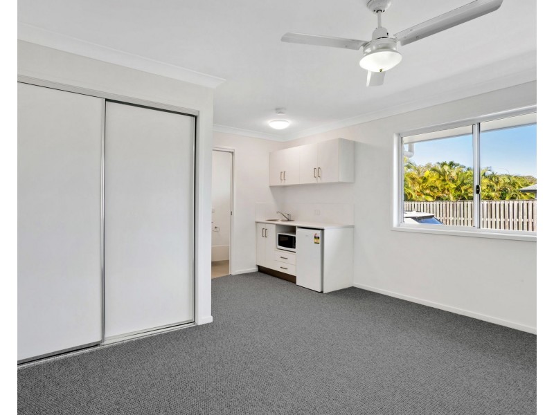 2 Sunbird Lane, Andergrove QLD 4740