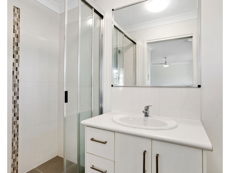 2 Sunbird Lane, Andergrove QLD 4740