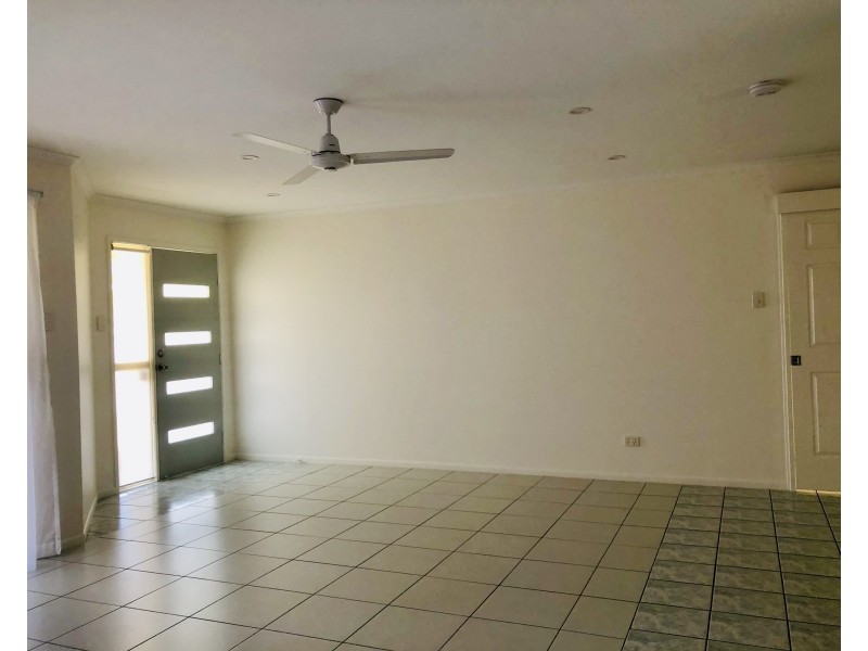 2/2 Sneyd Street, West Mackay QLD 4740