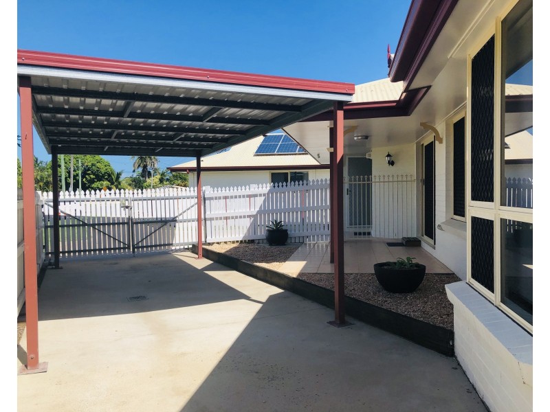 2/2 Sneyd Street, West Mackay QLD 4740