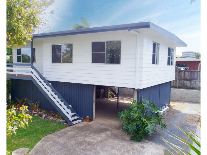 64 Mango Avenue, Eimeo QLD 4740