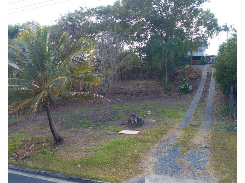 64 Mango Avenue, Eimeo QLD 4740