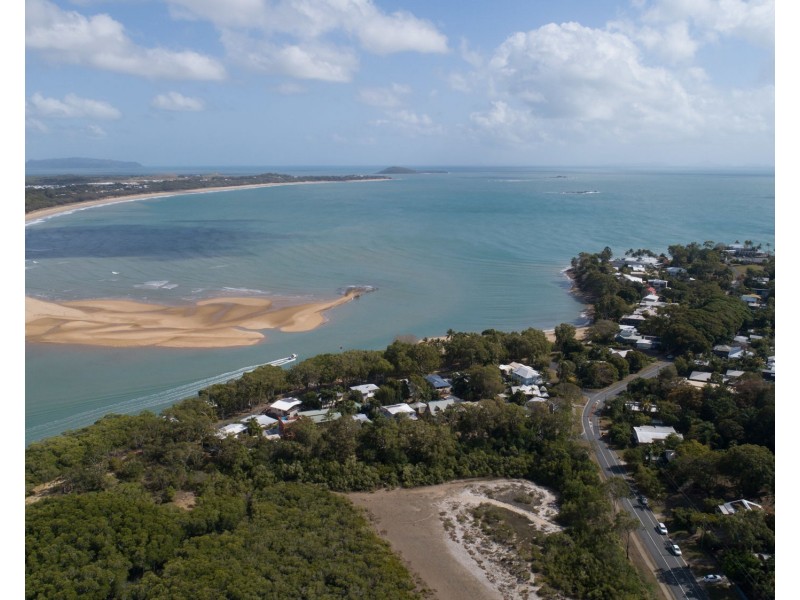 64 Mango Avenue, Eimeo QLD 4740