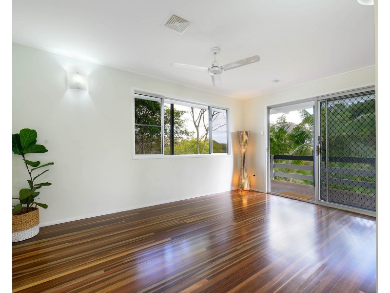 64 Mango Avenue, Eimeo QLD 4740