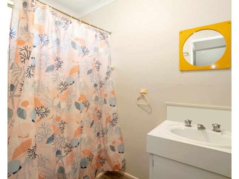 UNIT 1 & 2/19 Casuarina Street, Slade Point QLD 4740