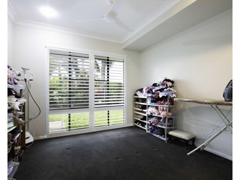 6 Victor Avenue, Glenella QLD 4740