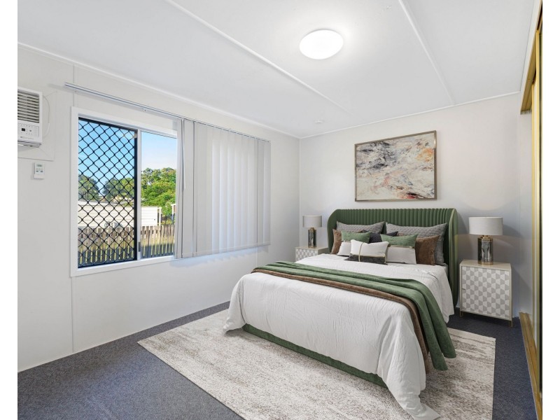 33 Range Road, Sarina QLD 4737