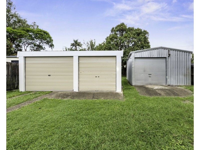 33 Range Road, Sarina QLD 4737