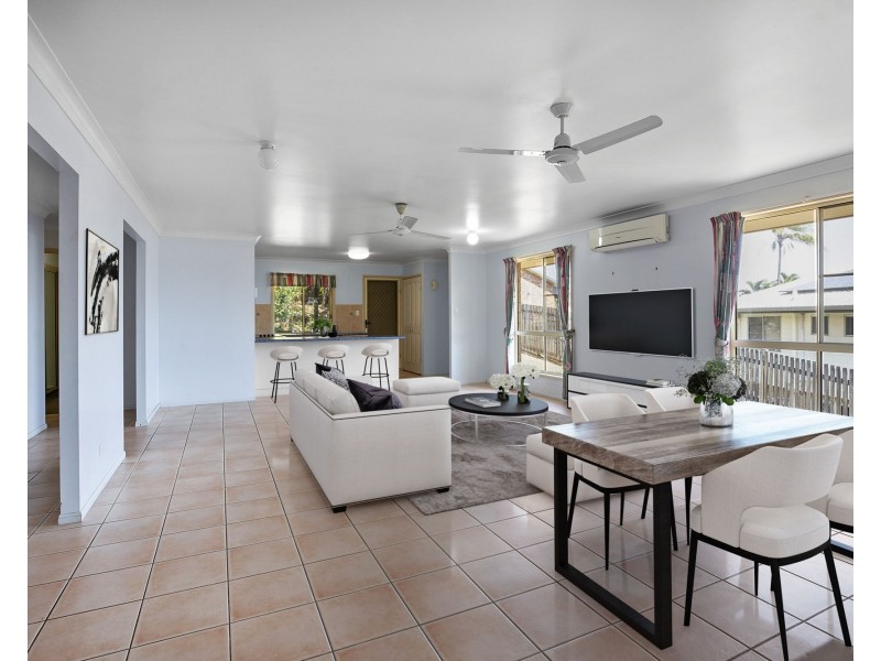 27 Grevillea Drive, Glenella QLD 4740